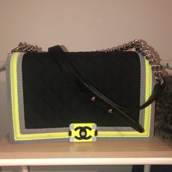 CHANEL Handbags - Chanel Boy Bag
